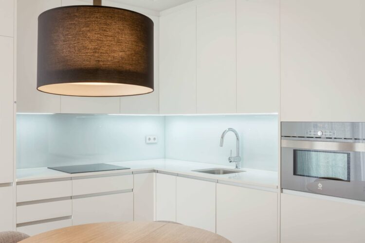 what-kind-of-lighting-is-right-for-your-kitchen-bowery-lighting-company